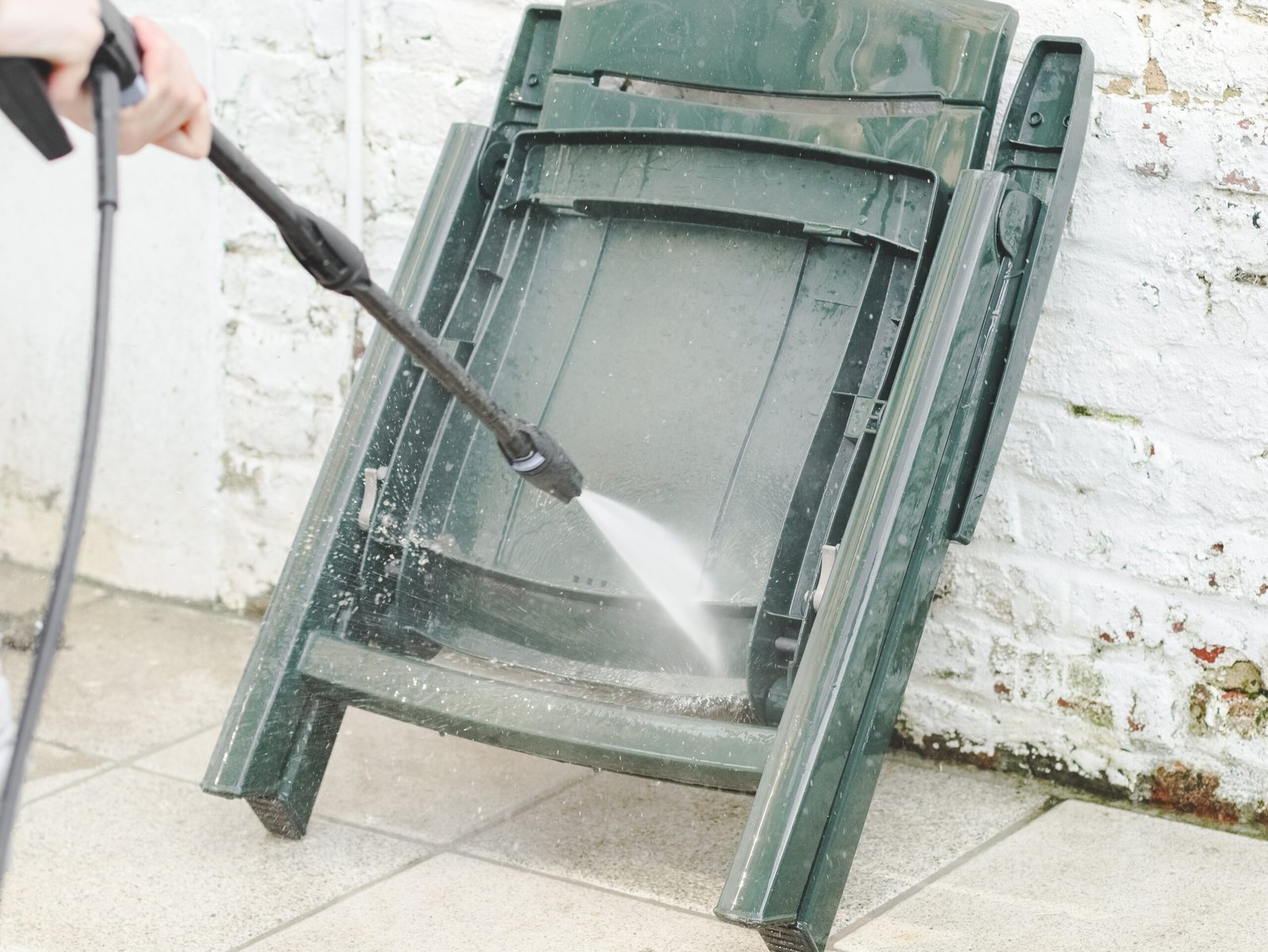 Proceso limpieza de muebles