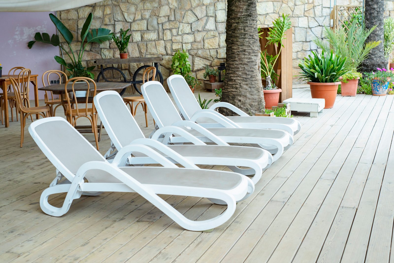 Muebles exteriores: mantenimiento y durabilidad