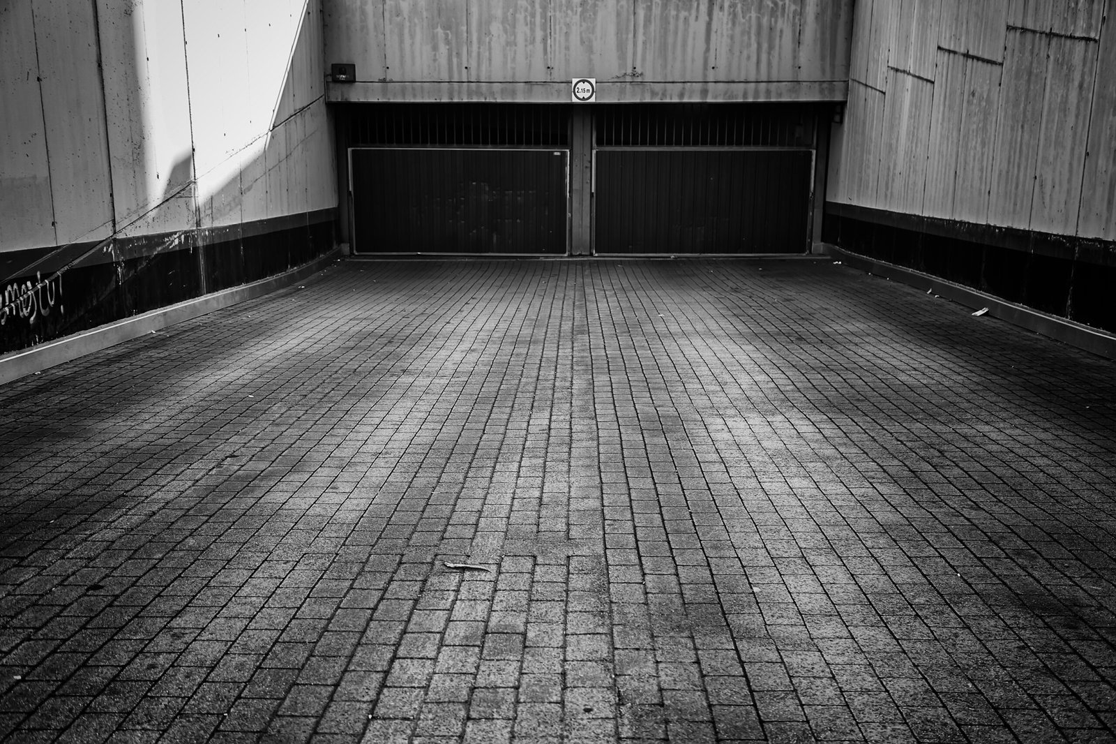 Limpieza de garaje en Arenys de Mar - acceso y rampa